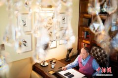 莫言：慈善不在金额而在爱心 众人拾柴火焰高